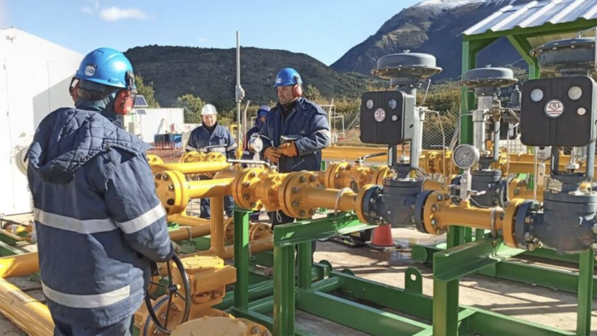 Camuzzi y Vitol firman un memorando para un proyecto de GNL en Argentina