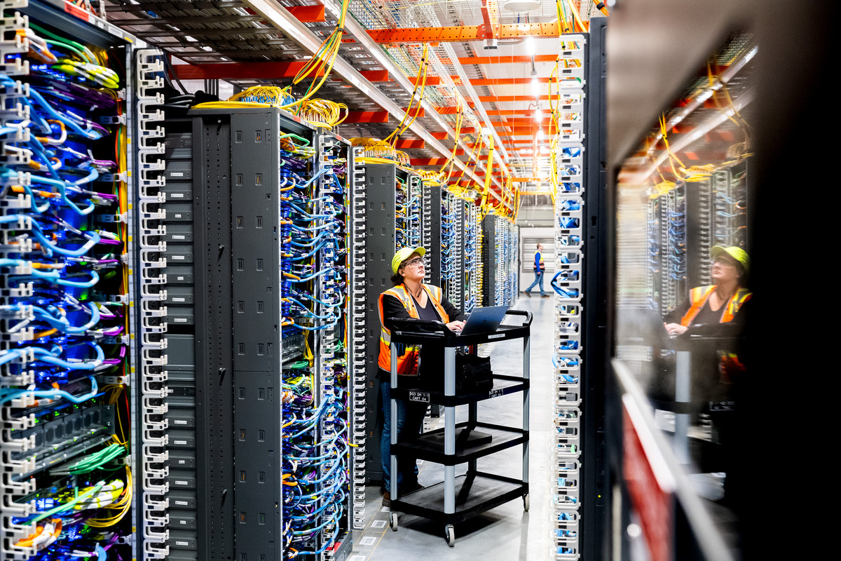 El mercado de equipos eléctricos para centros de datos en EEUU se dispara hasta los 65.000 millones de dólares
