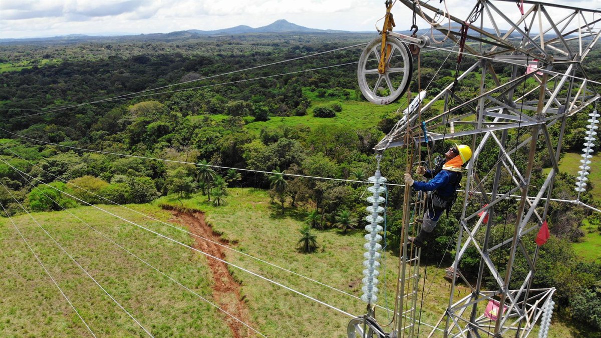 Elecnor invierte más de 62 millones en prevención de riesgos laborales en 2025, un 36% más que en 2024