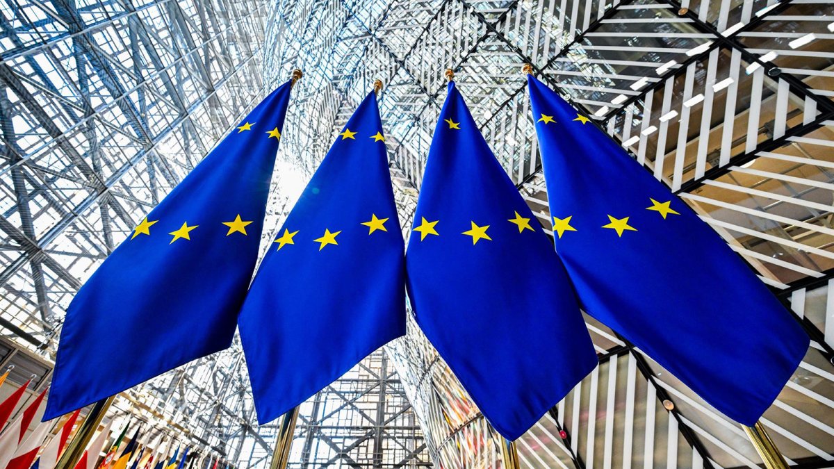 La UE pide prepararse ante posibles tensiones en el suministro de queroseno si persiste el bloqueo en Ormuz