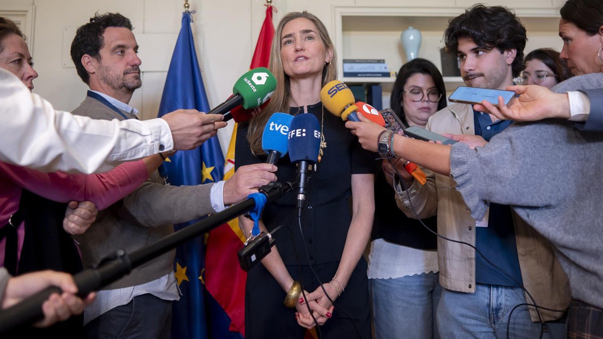El Gobierno mantiene la "máxima tranquilidad" sobre el queroseno en España, ya que hay reservas por 90 días
