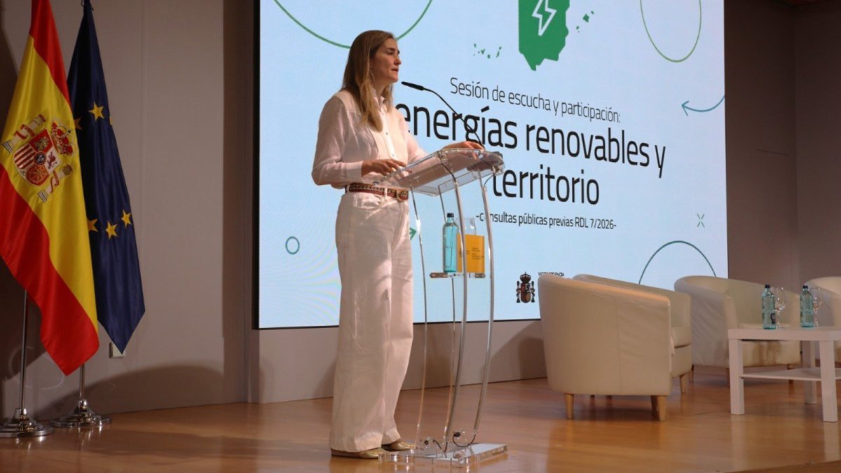 El Gobierno otorga 670 millones para impulsar la eólica marina, el bombeo hidroeléctrico, puntos de recarga y renovables térmicas