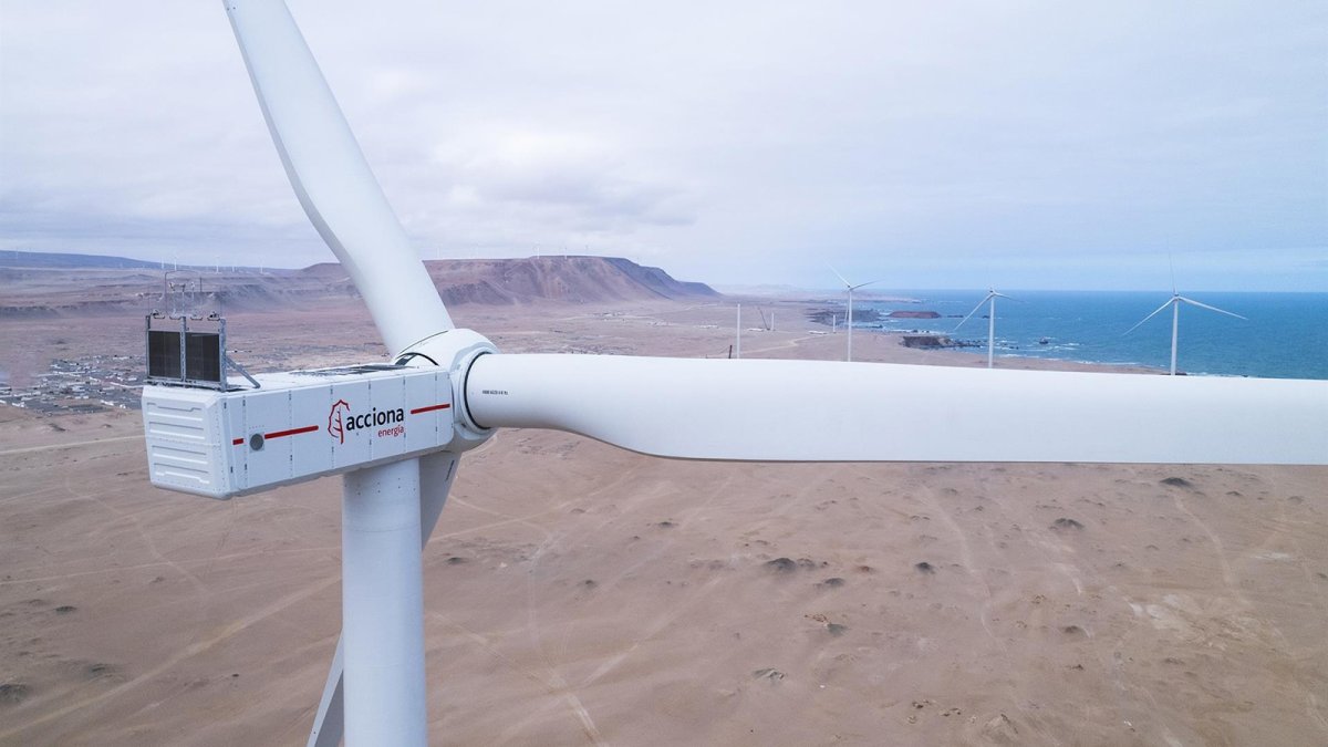 Acciona cierra un préstamo sindicado verde de 145 millones y continúa estudiando alternativas para Energía