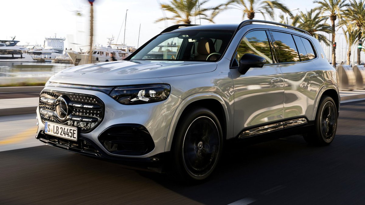 Conducimos el Mercedes-Benz GLB: el SUV familiar de hasta siete plazas que también quiere convencer como eléctrico