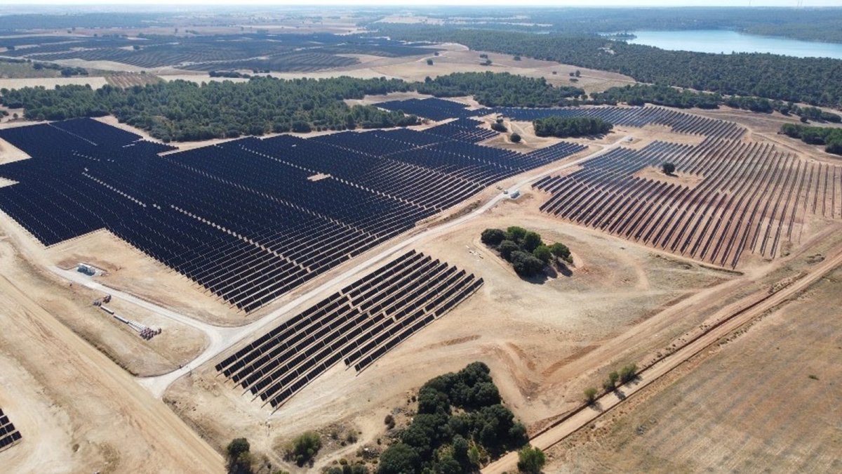 Matrix Renewables refuerza su presencia en España con la conexión a red de dos nuevos proyectos renovables