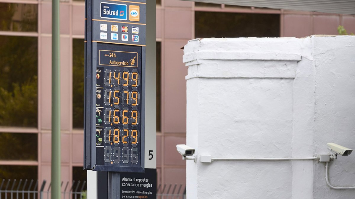 El diésel retoma los descensos y se abarata casi un 1% esta semana para caer a su nivel más bajo desde marzo