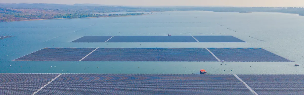 DNV lanza estándares para energía solar flotante