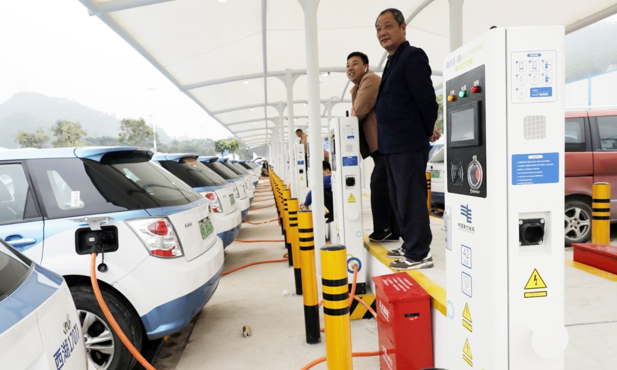 La desaceleración del mercado chino de vehículos eléctricos desplaza la competencia hacia la carga ultrarrápida