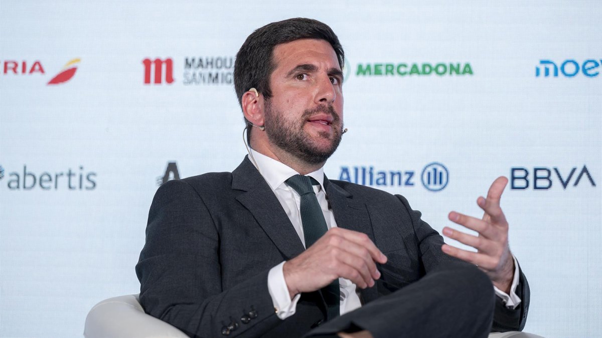 Enrique Riquelme quiere transformar Cox con un plan de desinversiones y estudia seguir invirtiendo en España