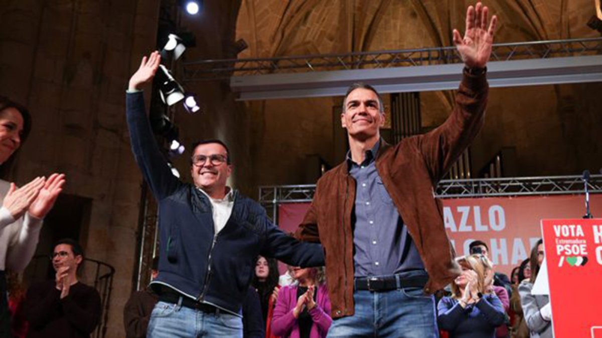 Alcaldes socialistas amenazan a Sánchez con abandonar el partido si mantiene el cierre de la central nuclear de Almaraz
