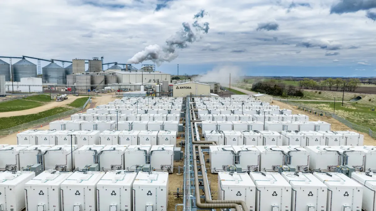 Antora Energy (BlackRock) instala una de las baterías más grandes del mundo con 5 GWh al gigante de los biocombustibles POET