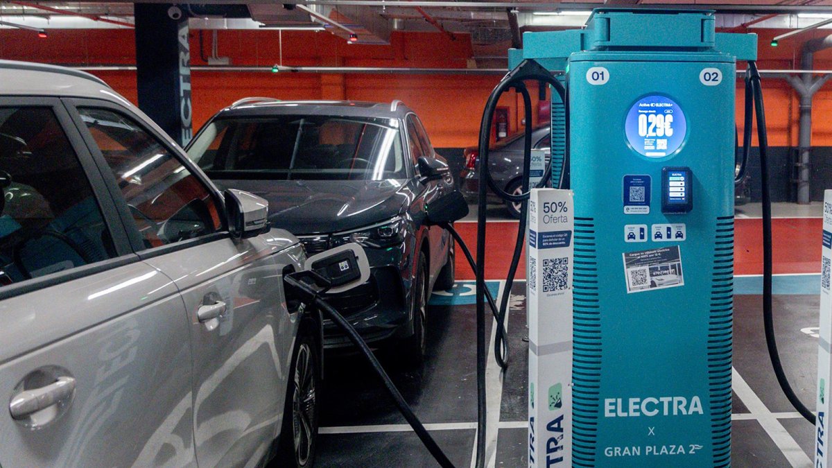 Electra y BYD firman un acuerdo para promover la recarga ultrarrápida de vehículos eléctricos