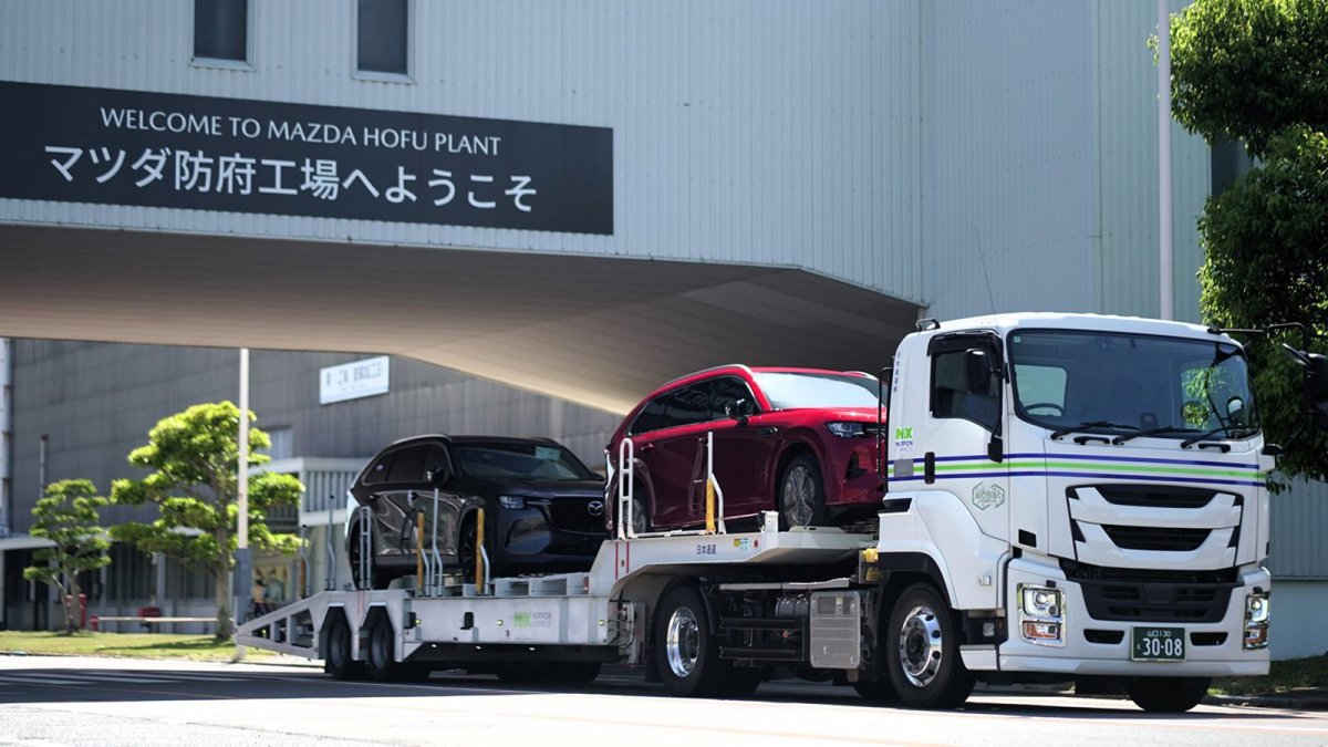 Transporte de vehículos de Mazda.