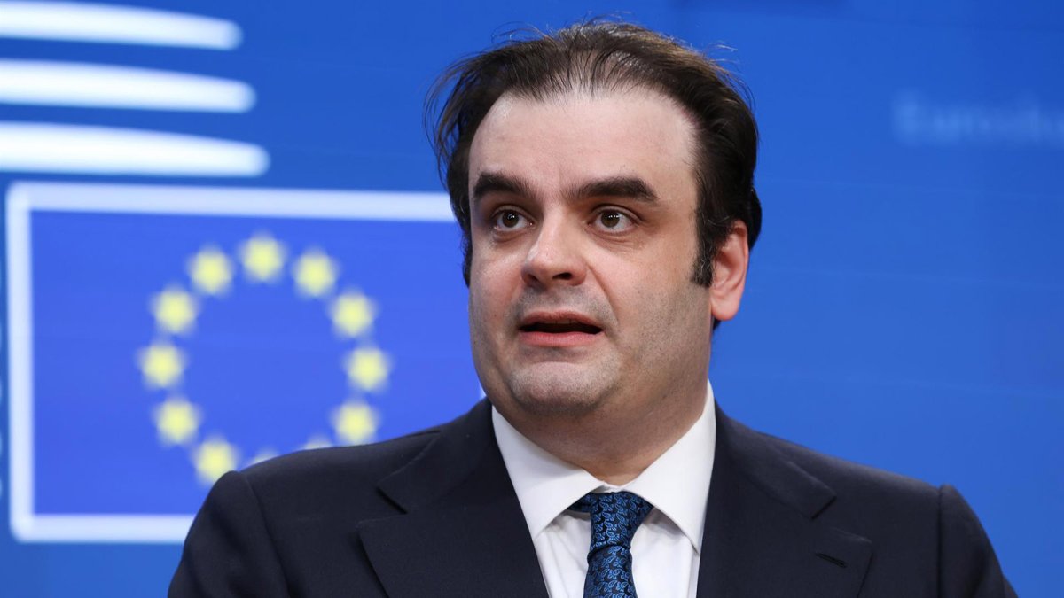 El presidente del Eurogrupo ve "plenamente justificada" la flexibilidad fiscal para inversiones energéticas