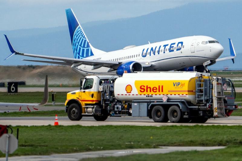 La producción de combustible para aviones en EEUU aumenta después de que los precios se duplicaran en marzo