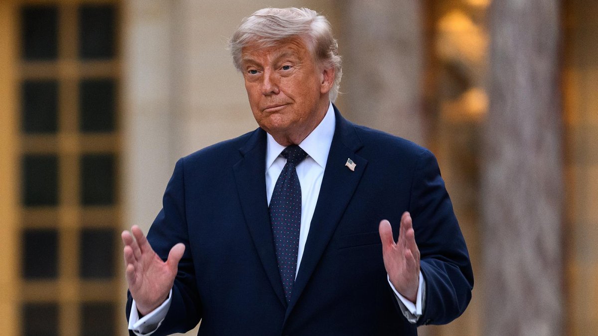 Trump acusa a las petroleras de estafar a los consumidores y ordena investigar los precios de la gasolina