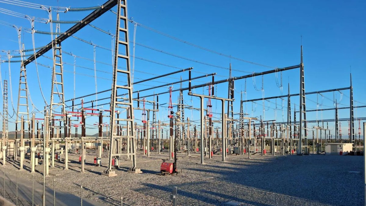 Red Eléctrica finaliza la nueva subestación Don Álvaro 400 kV para el suministro al tren de alta velocidad entre Puertollano y Mérida