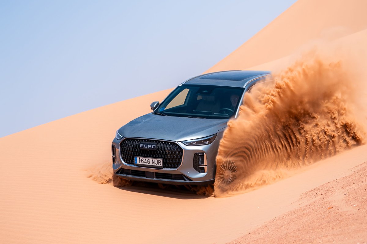 Del Atlas al Sáhara: un viaje por Marruecos con un SUV híbrido enchufable, el Ebro s900