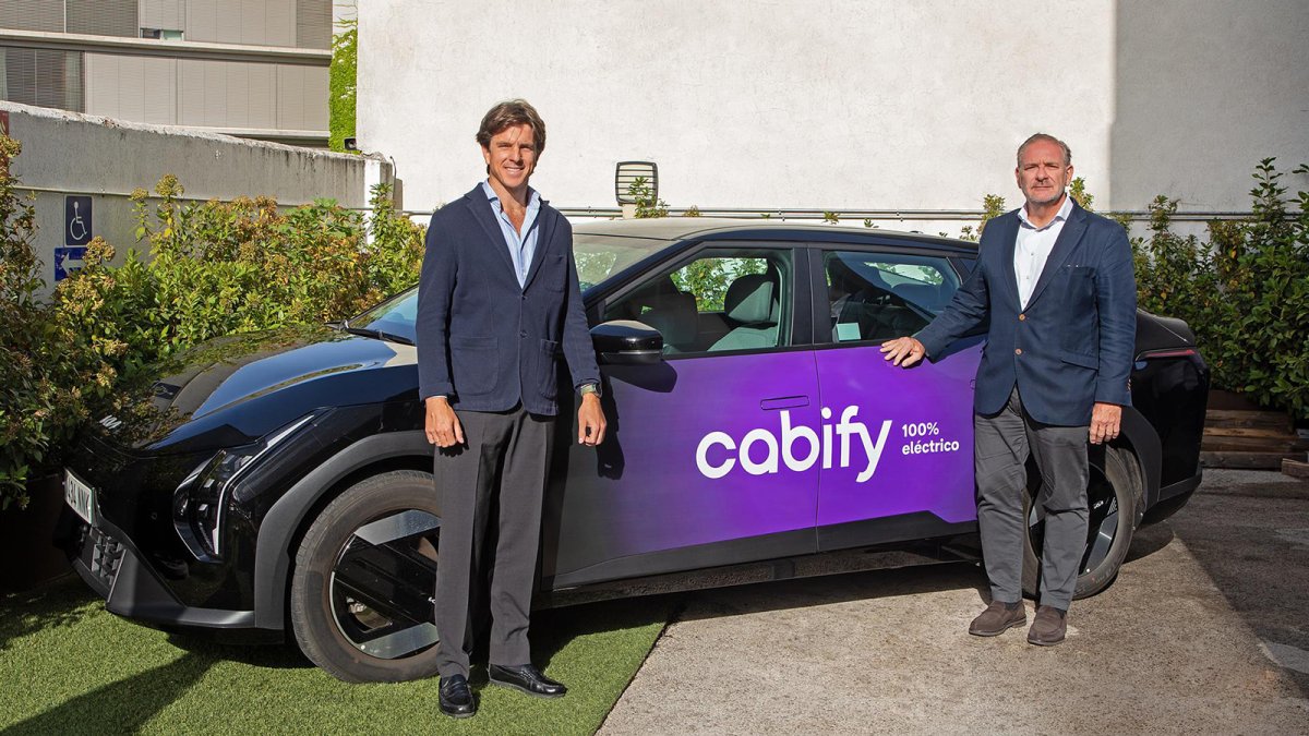 Cabify y Kia cierran un acuerdo para la compra de más de 200 coches eléctricos