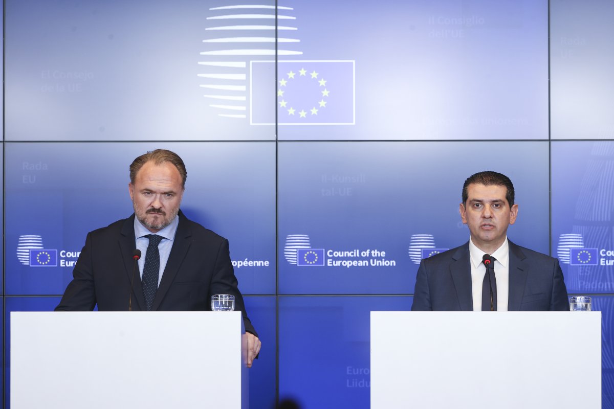 Bruselas rechaza reabrir la ley de metano, pese a la presión de EEUU y varios países europeos