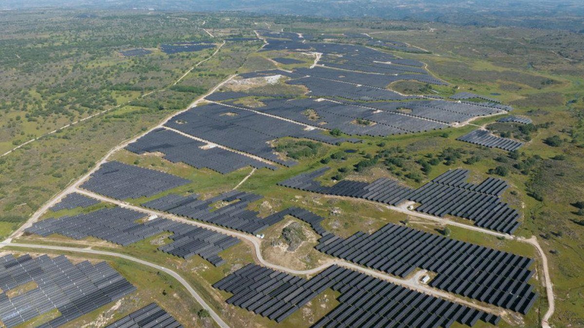 Plenitude pone en marcha una planta fotovoltaica de 220 MW en Salamanca
