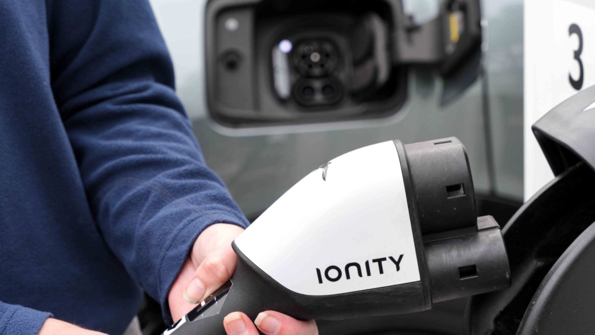 Hyundai lanza IONITY Pro para abaratar la carga rápida en Europa