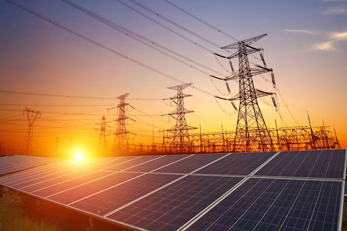 Red Eléctrica vuelve a parar la industria por quinta vez en un mes: esta vez ha sido a las 18.00 y ha pagado más caro que el precio del mercado