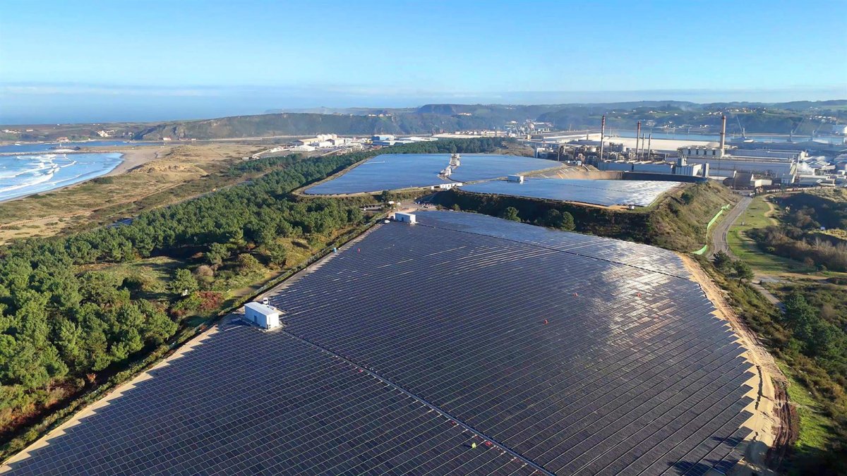 ISE Energía pone en marcha para Asturiana de Zinc la mayor planta de autoconsumo de España, con 28,72 MW