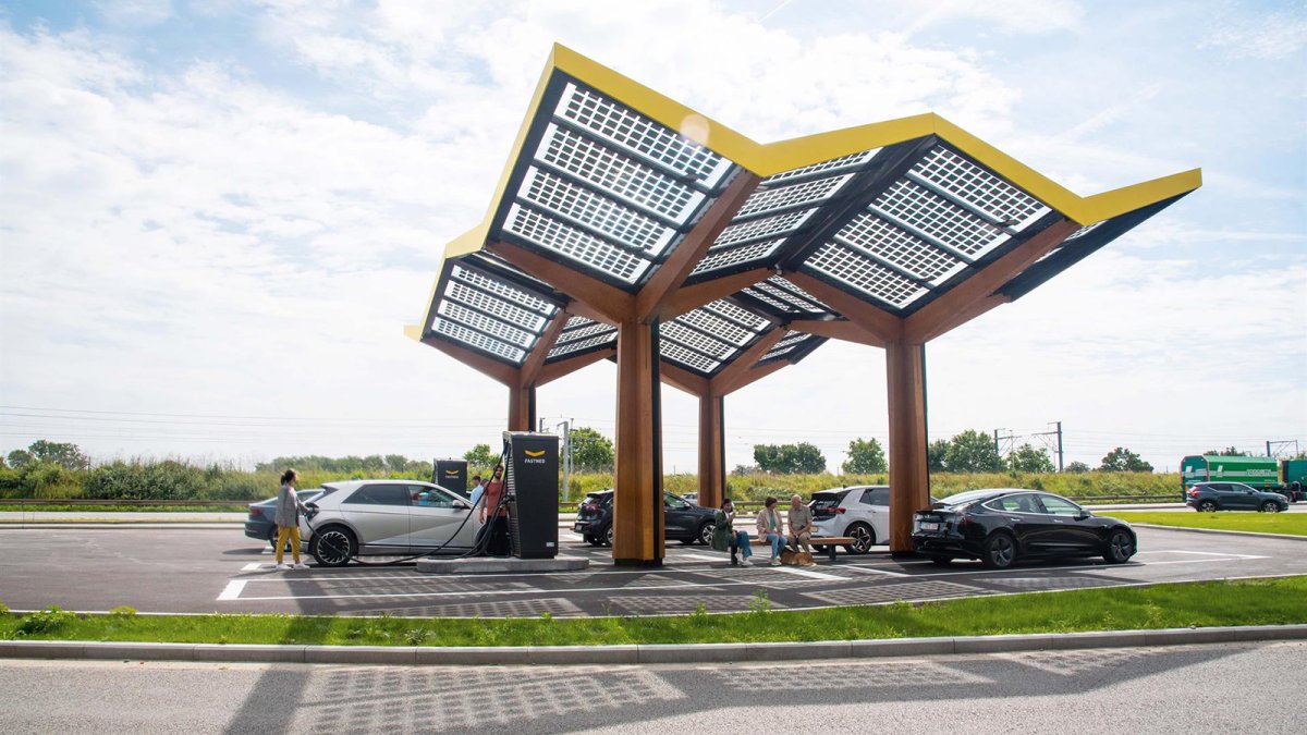 Fastned pide reformas más ambiciosas para acelerar el despliegue de la recarga ultrarrápida