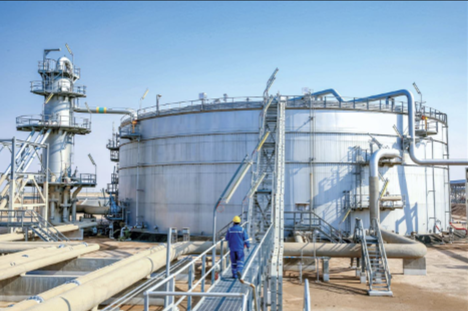 Los grandes fondos norteamericanos Blackstone, Brookfield y KKR alquilarán por 16.000 millones los oleoductos de la gran petrolera kuwaití
