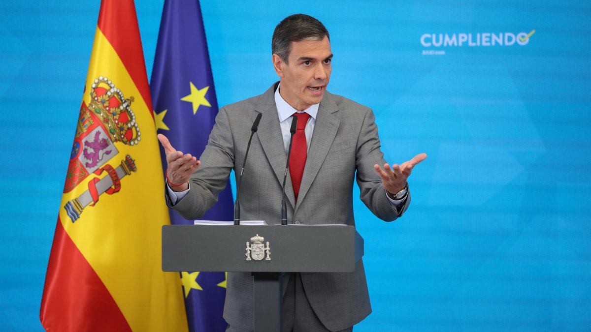 Sánchez defiende la colaboración público-privada para impulsar la gigafactoría española de IA