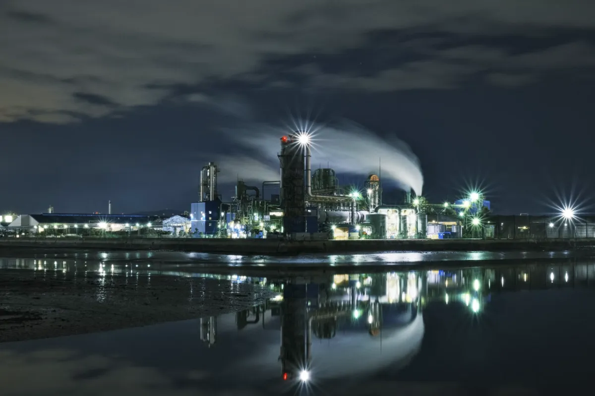 Rusia importa combustible de Corea del Sur ante el colapso de su capacidad de refinación por los ataques ucranianos