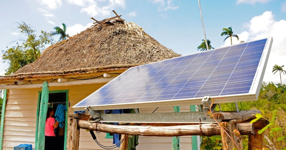 Cuba dispara su dependencia de la fotovoltaica china ante su peor crisis energética