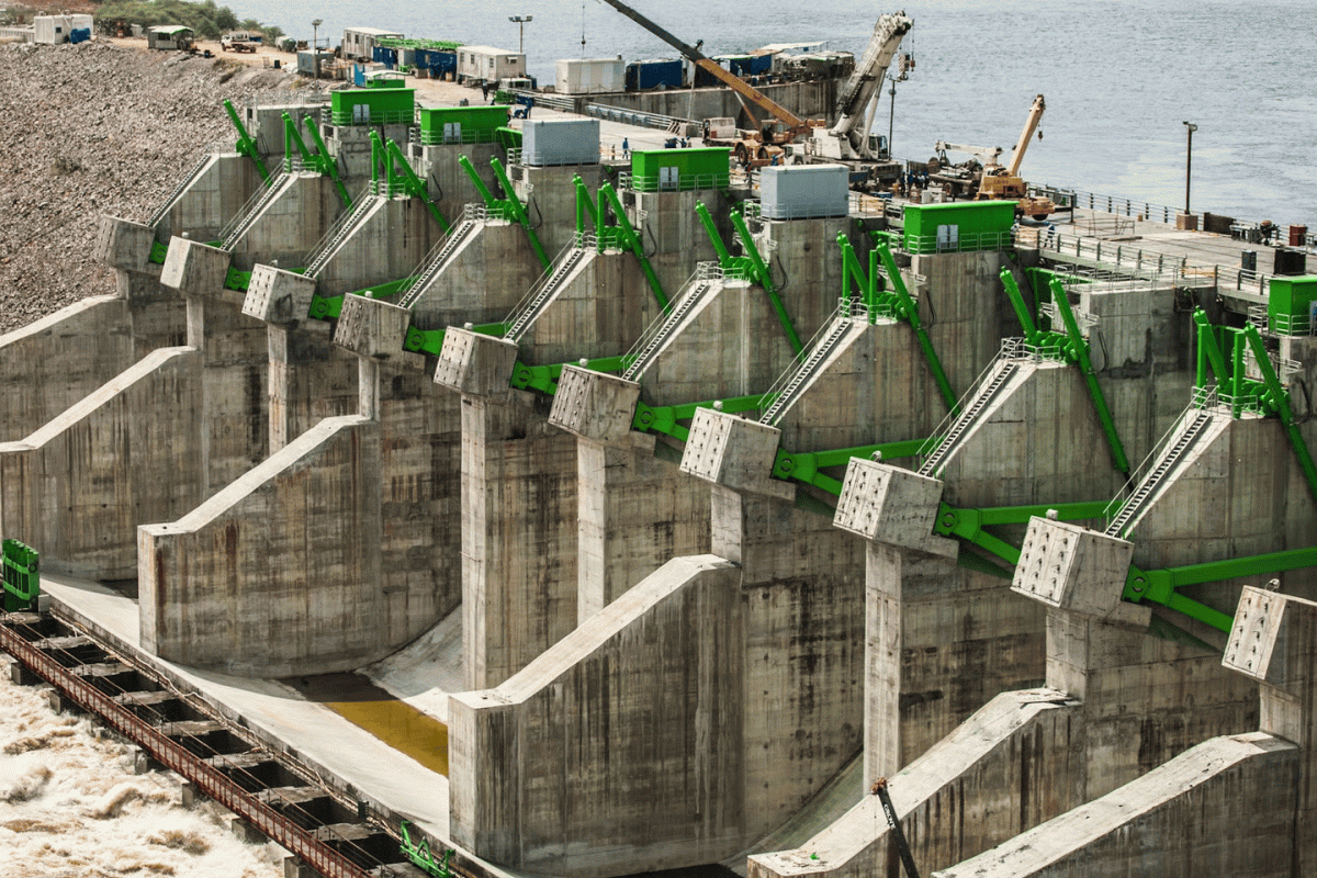 Venezuela firma contrato con argentina IMPSA para culminar construcción de hidroeléctrica
