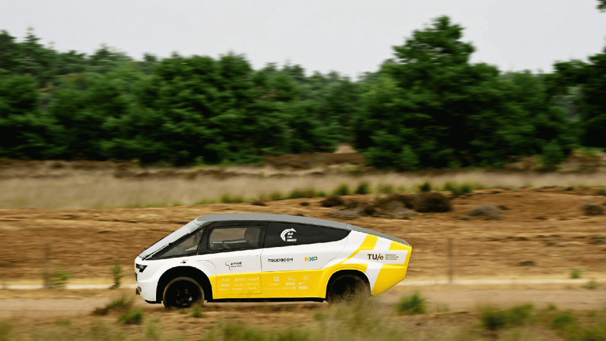 AIKO presenta Stella Juva, la primera ambulancia solar del mundo