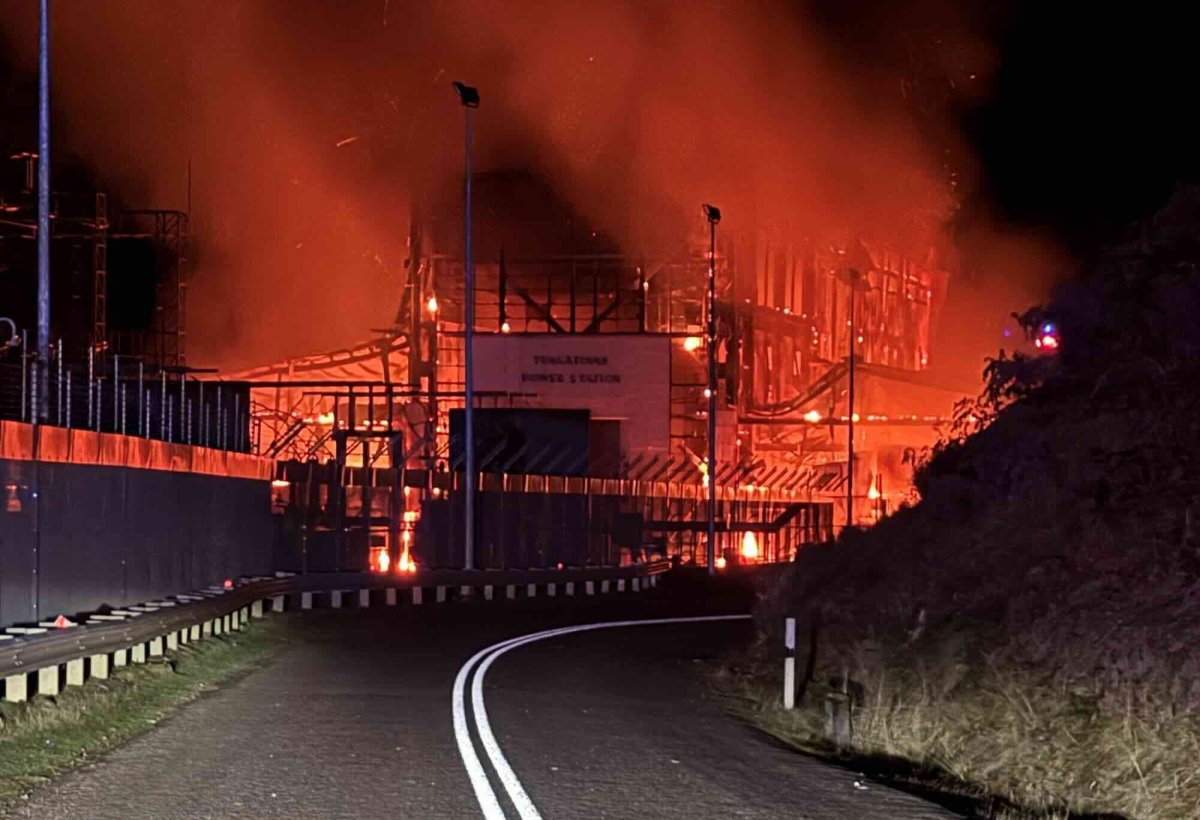 Cientos de hogares se quedan sin electricidad tras el incendio de una central hidroeléctrica en Tasmania