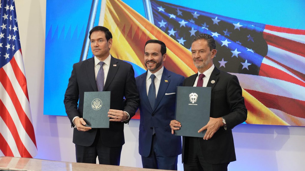 EEUU y Colombia firman memorandos de entendimiento en minerales críticos y energía nuclear