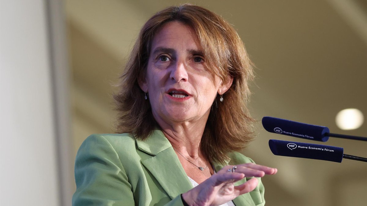 Ribera defiende acompasar el despliegue de centros de datos con nueva dotación eléctrica