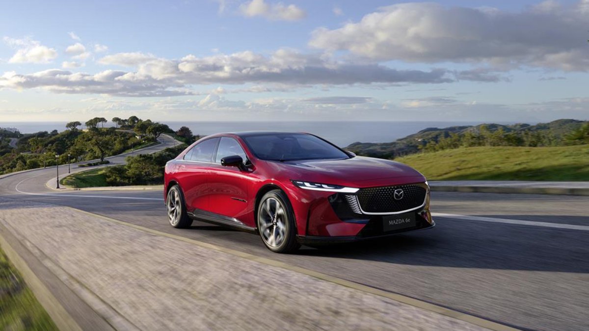 Mazda actualiza el Mazda6e con batería de 78 kWh y hasta 560 km de autonomía, desde 44.725 euros