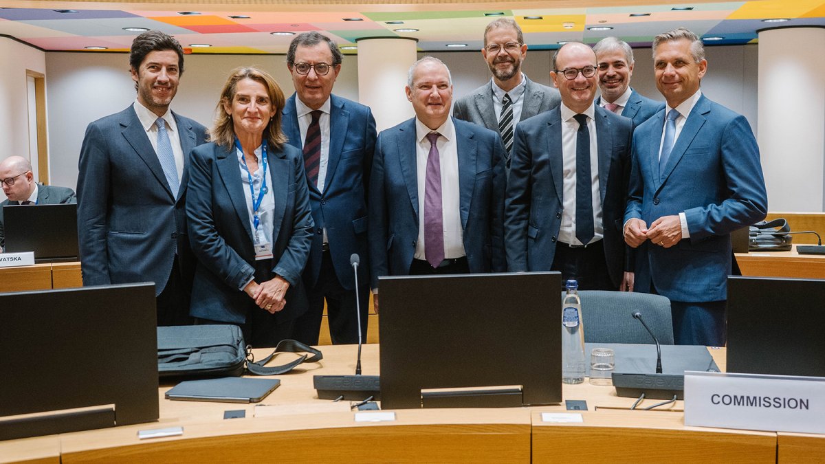 España defiende reforzar la capacidad industrial y tecnológica de la UE para ganar competitividad y reducir dependencias
