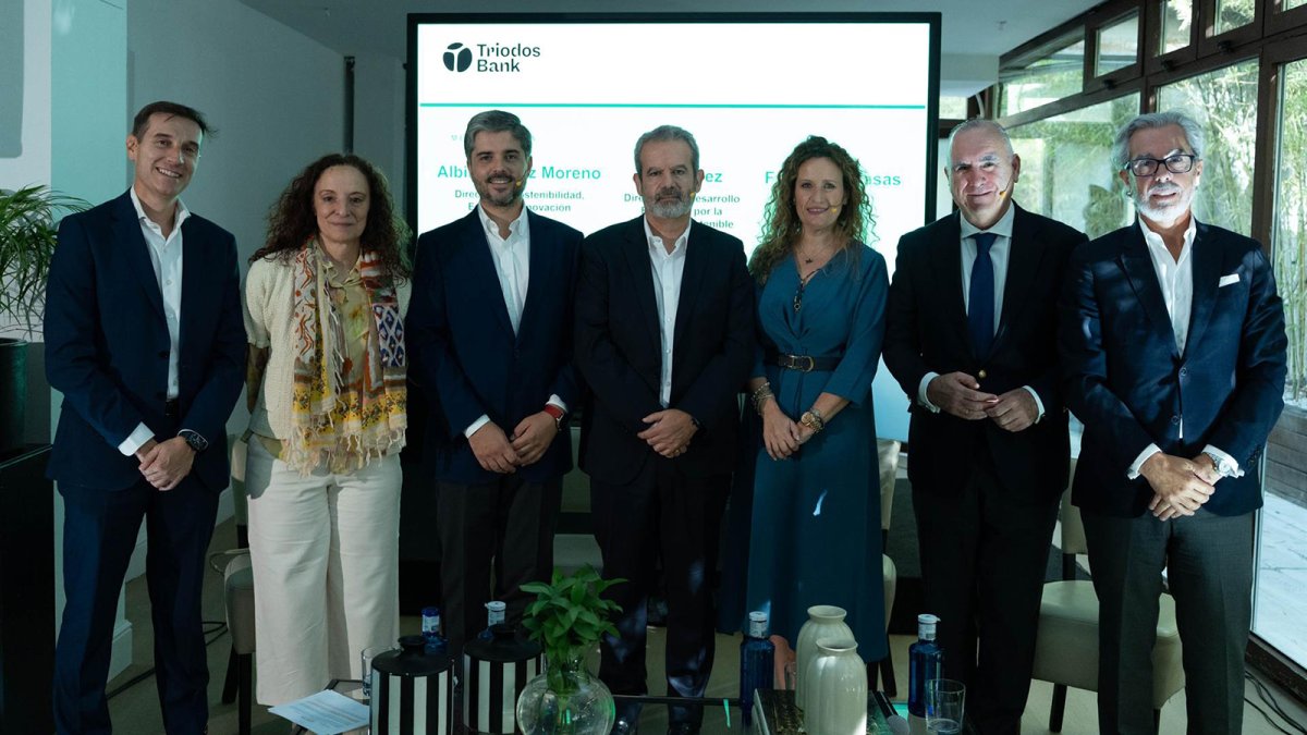 Expertos en automoción avisan de que España está lejos de lograr sus objetivos de movilidad eléctrica