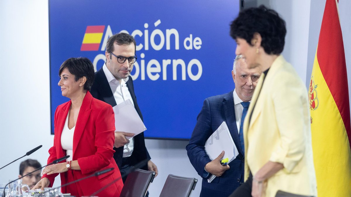 El Gobierno extiende hasta diciembre el alivio fiscal a la gasolina y el diésel ante la escalada de precios