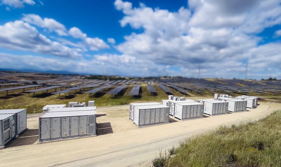 Trina Storage pone en marcha su primer proyecto de almacenamiento de energía en baterías en Portugal junto con Prosolia Energy