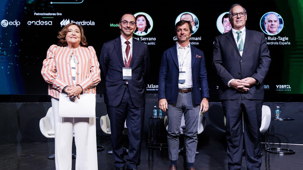 Las grandes eléctricas piden más redes para atender el aluvión de demanda de los centros de datos