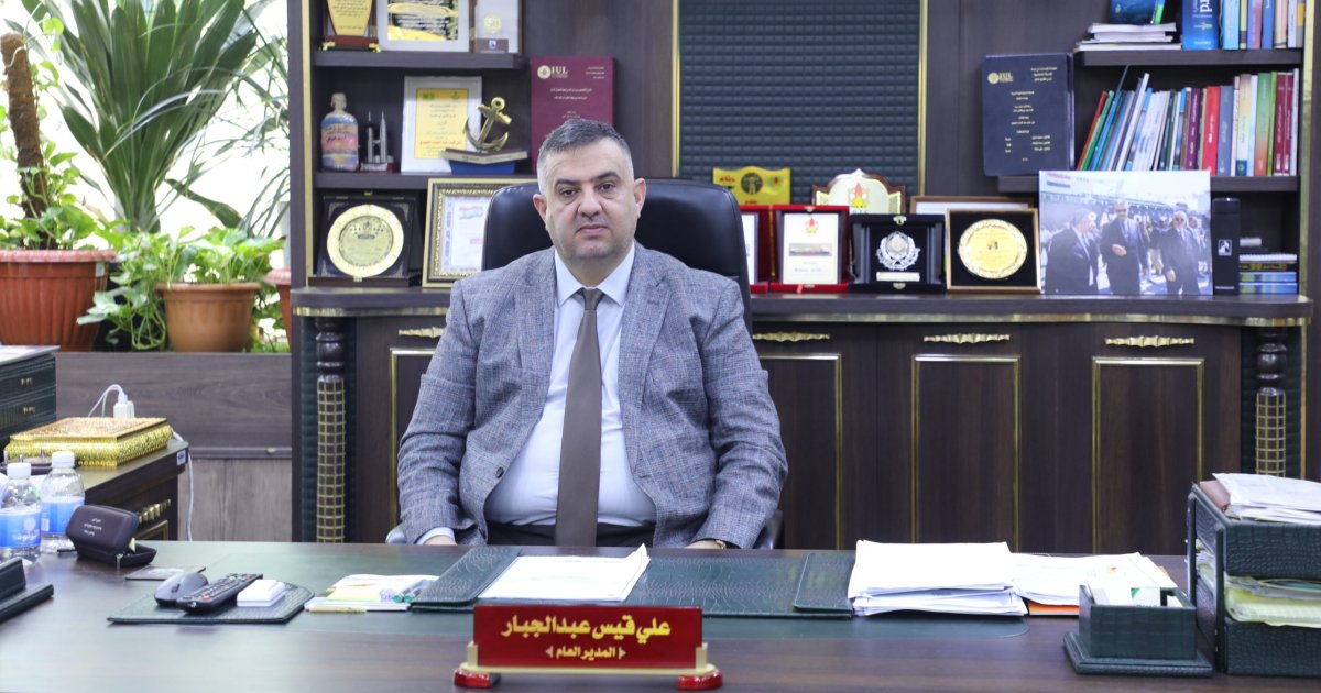 Irak exporta dos millones barriles de crudo por el estrecho de Ormuz en un superpetrolero