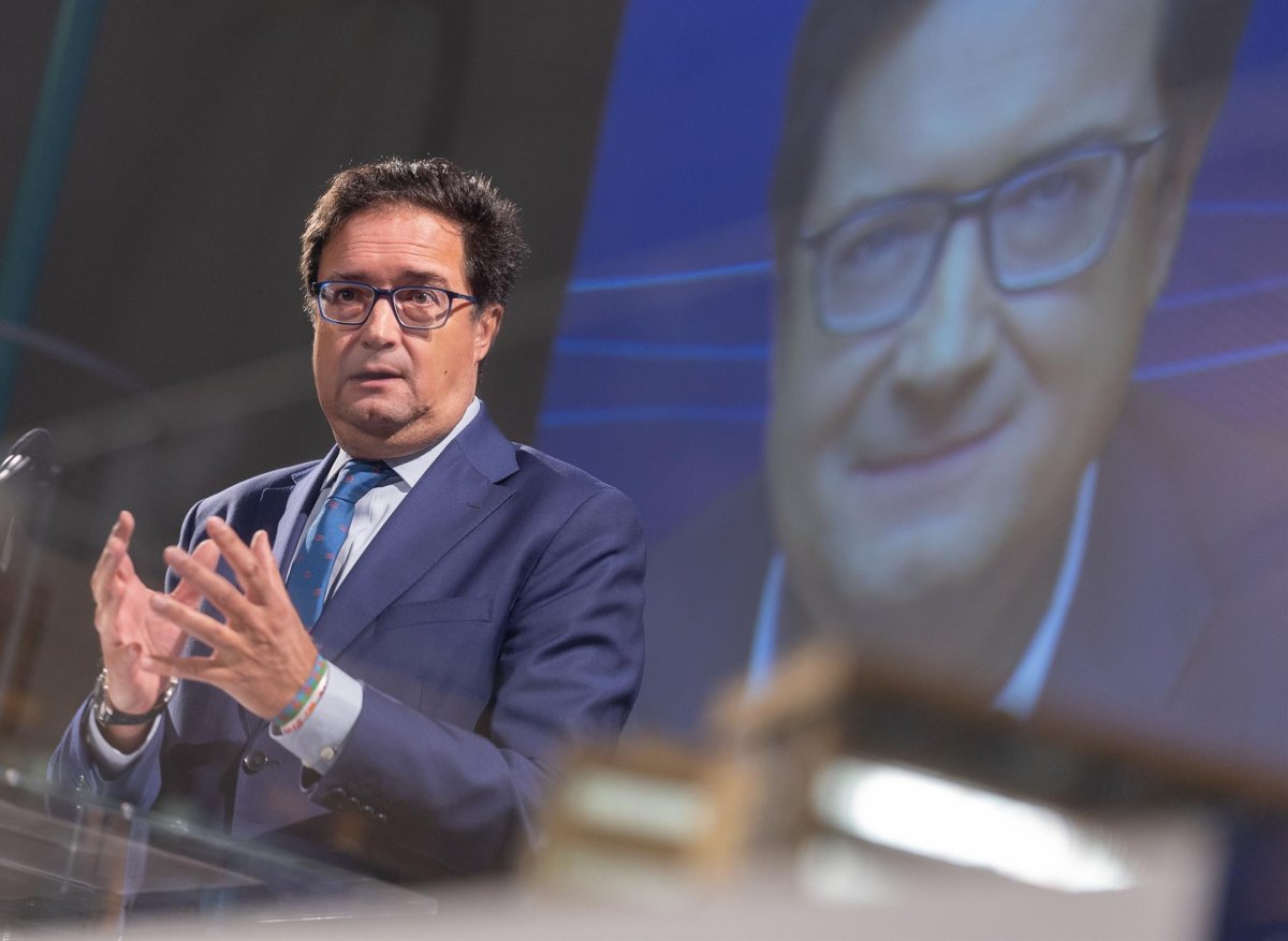 El Gobierno prevé aprobar este mes el nuevo real decreto para regular los centros de datos en España