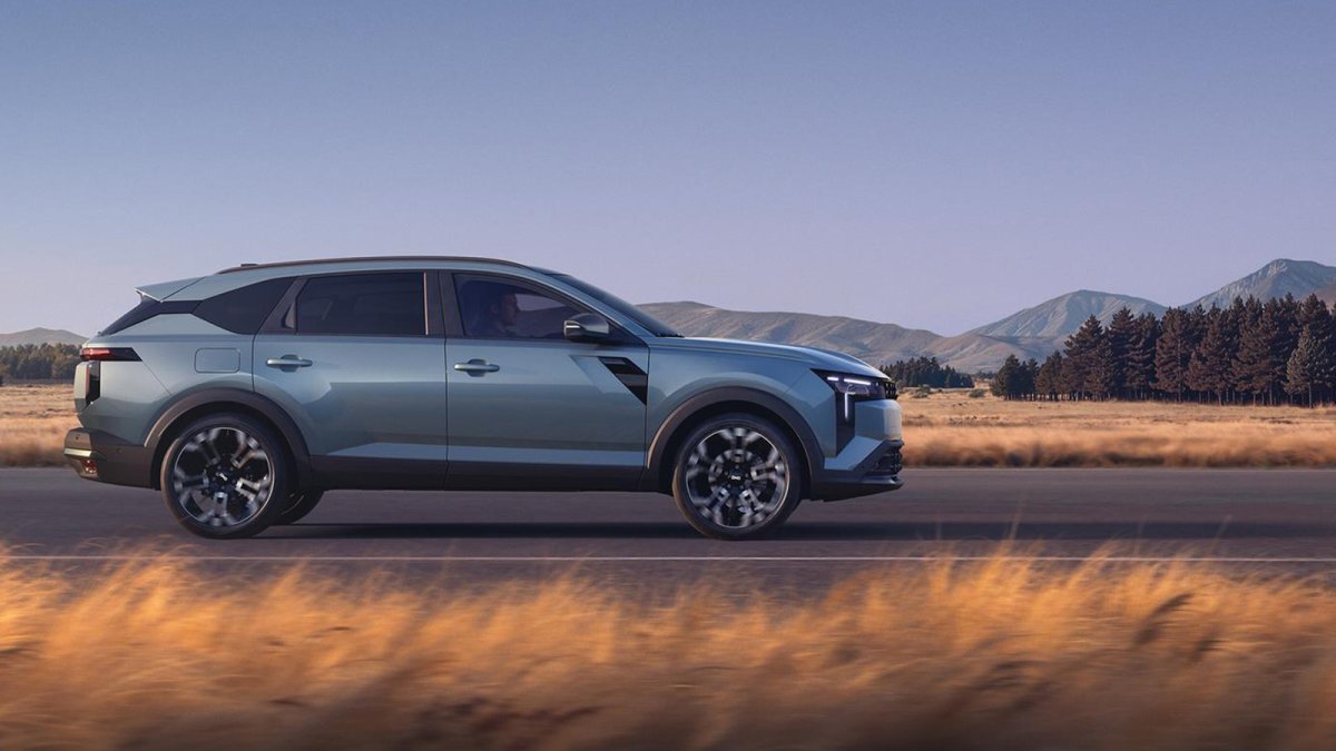 Dacia abre los pedidos del Striker, su nuevo crossover híbrido del segmento C, desde 22.720 euros