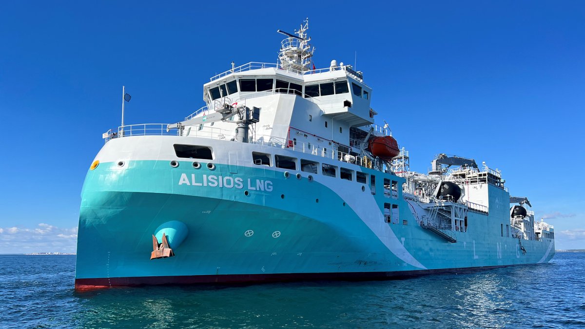 Axpo realiza su primera operación de suministro de GNL a un buque en el Puerto de Valencia
