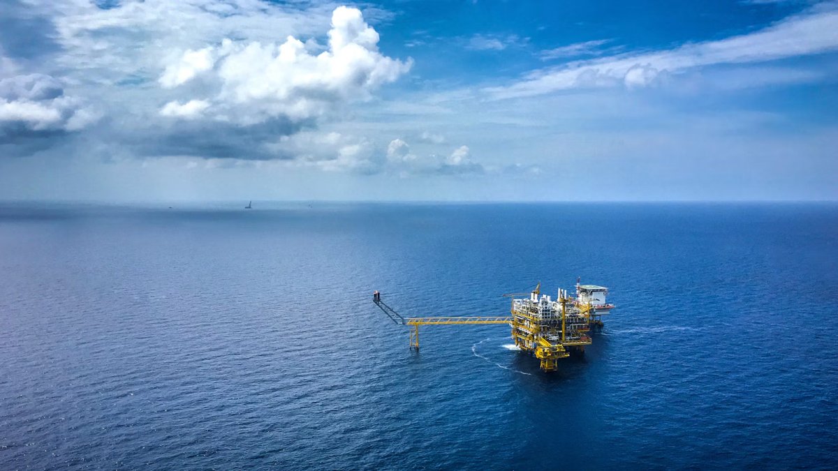 La demanda mundial de petróleo caerá en 2026 y repuntará parcialmente en 2027
