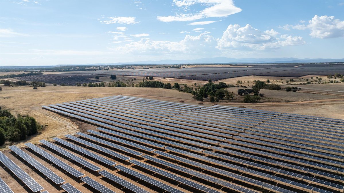 Recurrent Energy pone en operación comercial una planta fotovoltaica de 200 MW en Castilla y León